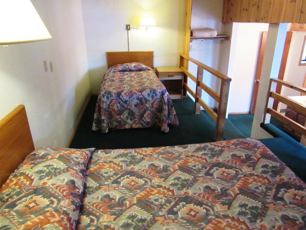 Travelers Lodge West Yellowstone Quarto foto