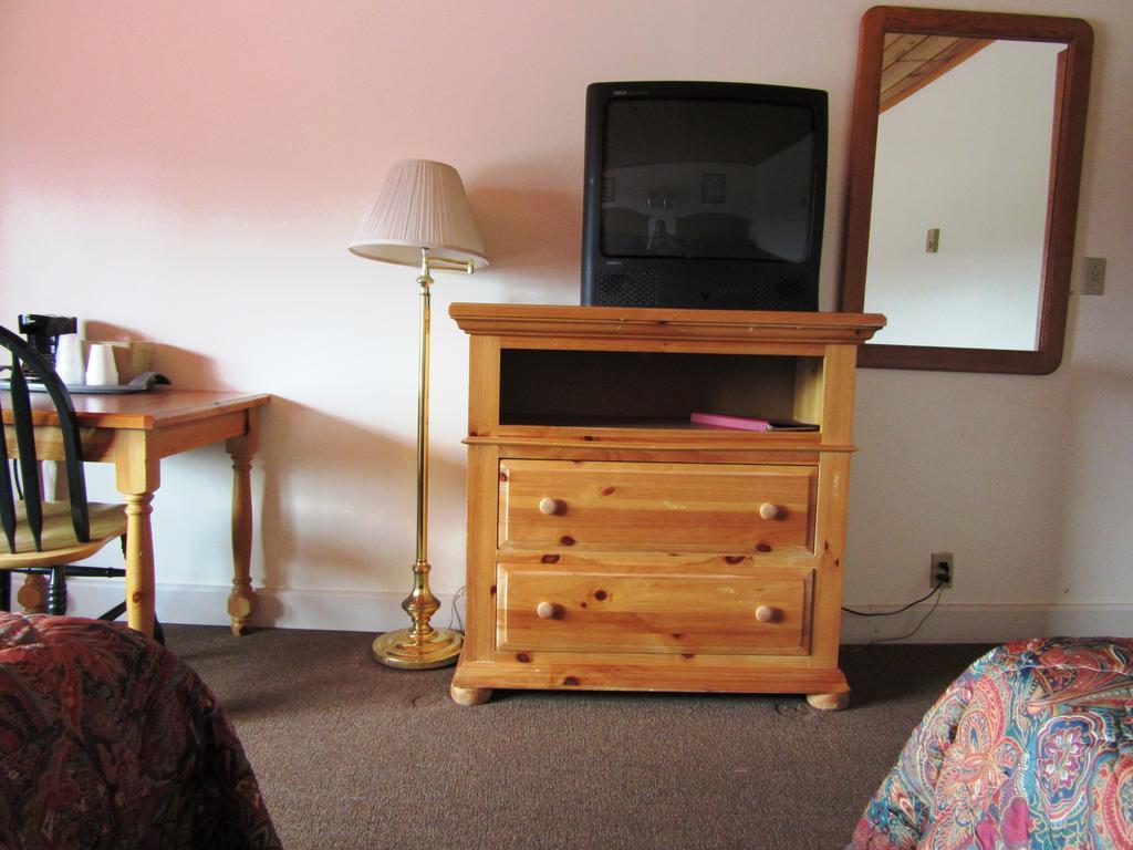 Travelers Lodge West Yellowstone Quarto foto