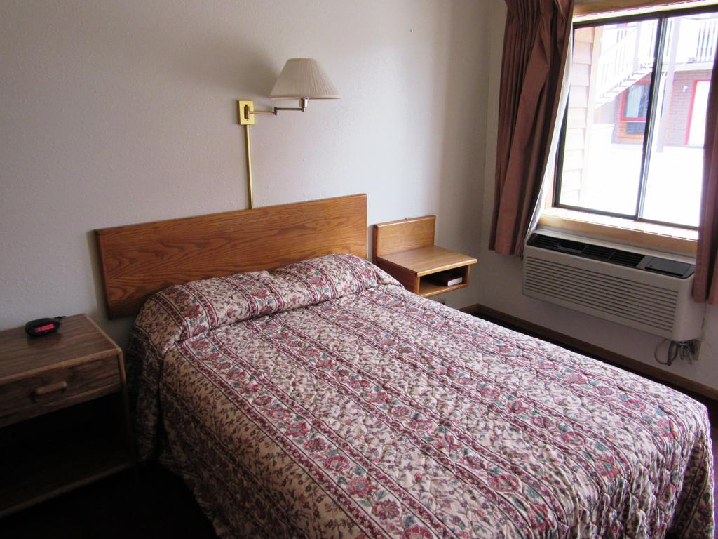 Travelers Lodge West Yellowstone Quarto foto