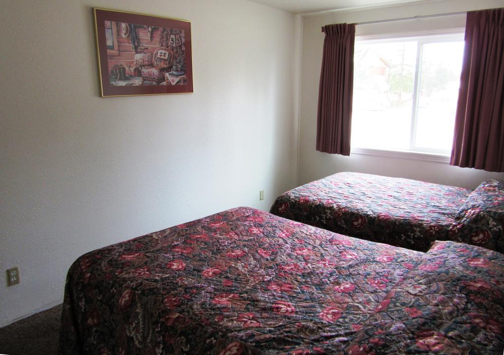 Travelers Lodge West Yellowstone Quarto foto