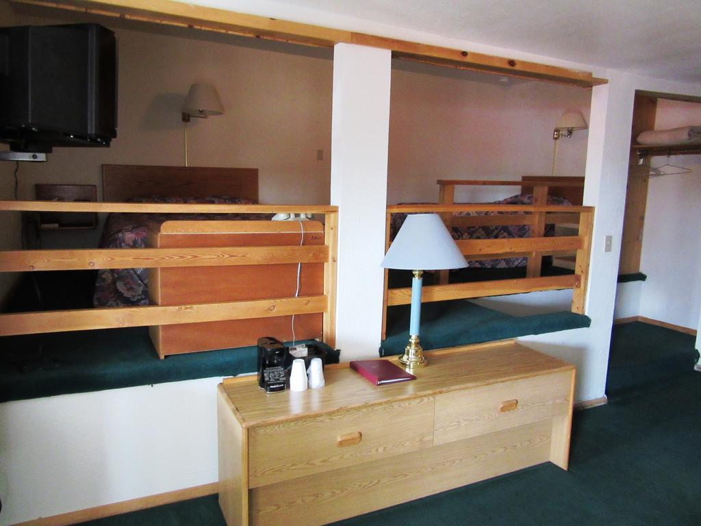 Travelers Lodge West Yellowstone Quarto foto